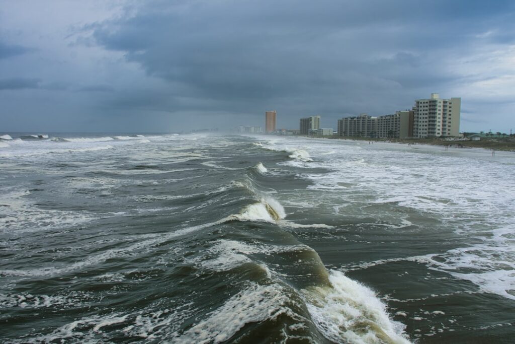 Florida Hurricane Season Roof Prep: A 7-Step Homeowner Checklist